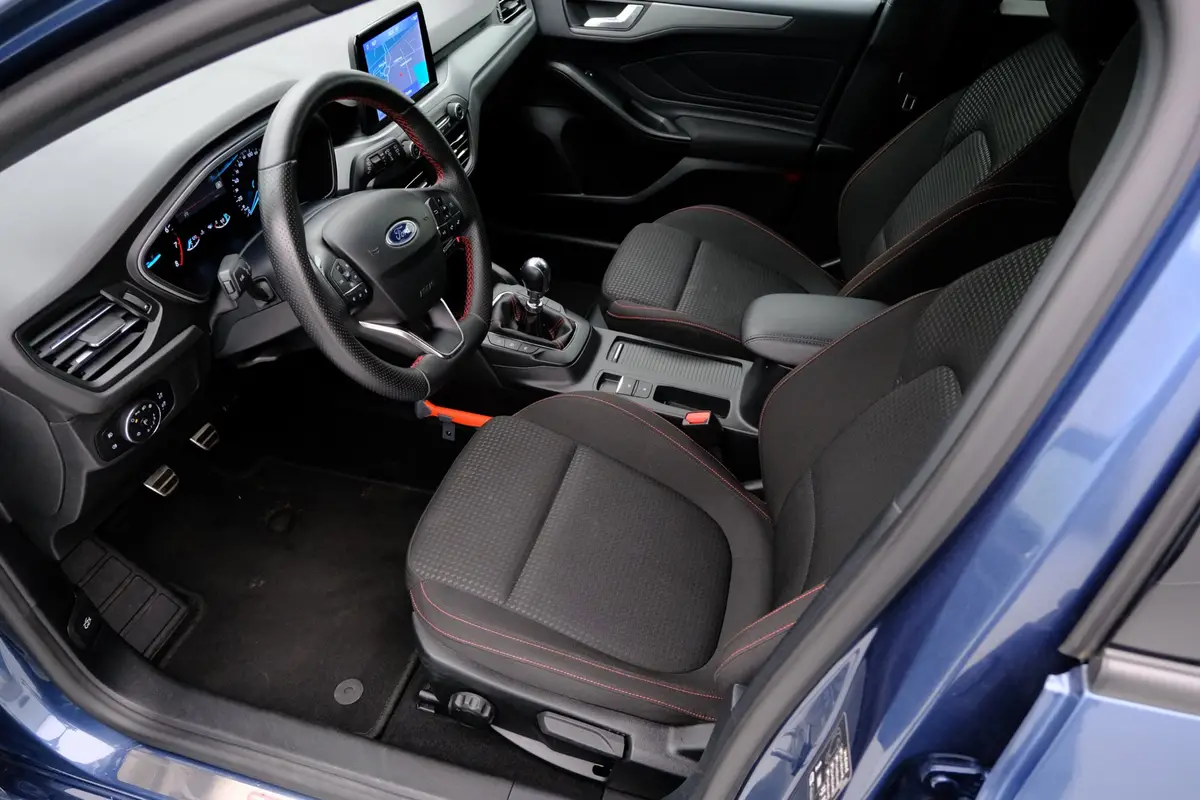 Ford Focus Wagon 1.0 EcoBoost Hybrid ST Line Style CarPlay|ParkAssist|Navi|Clima|LMV: foto 2