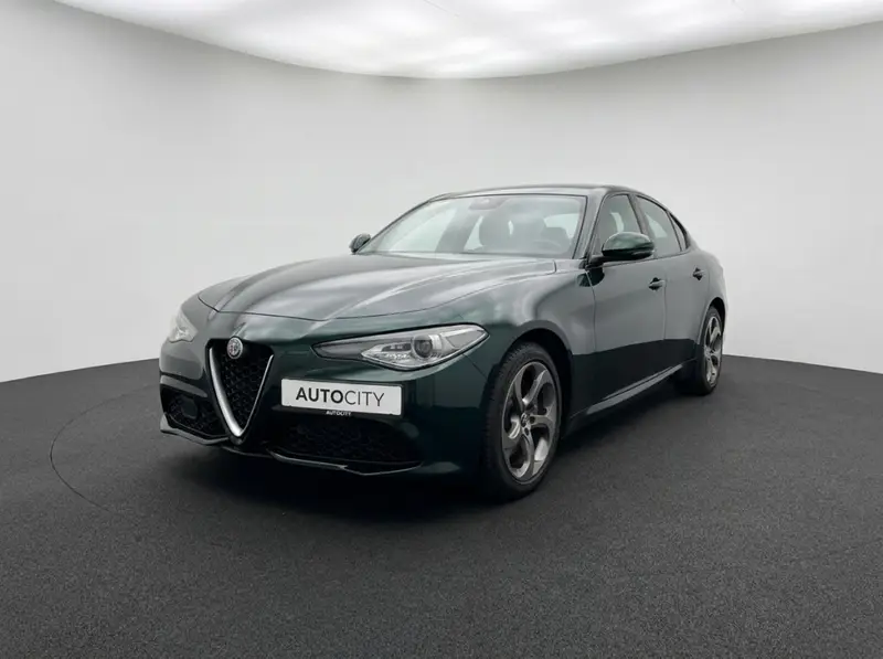 Alfa Romeo Giulia 2.0 Super 200PK Leder l Carplay l Camera l Winterpakket | Memory 2021 leasen bij DreamLease: foto 1