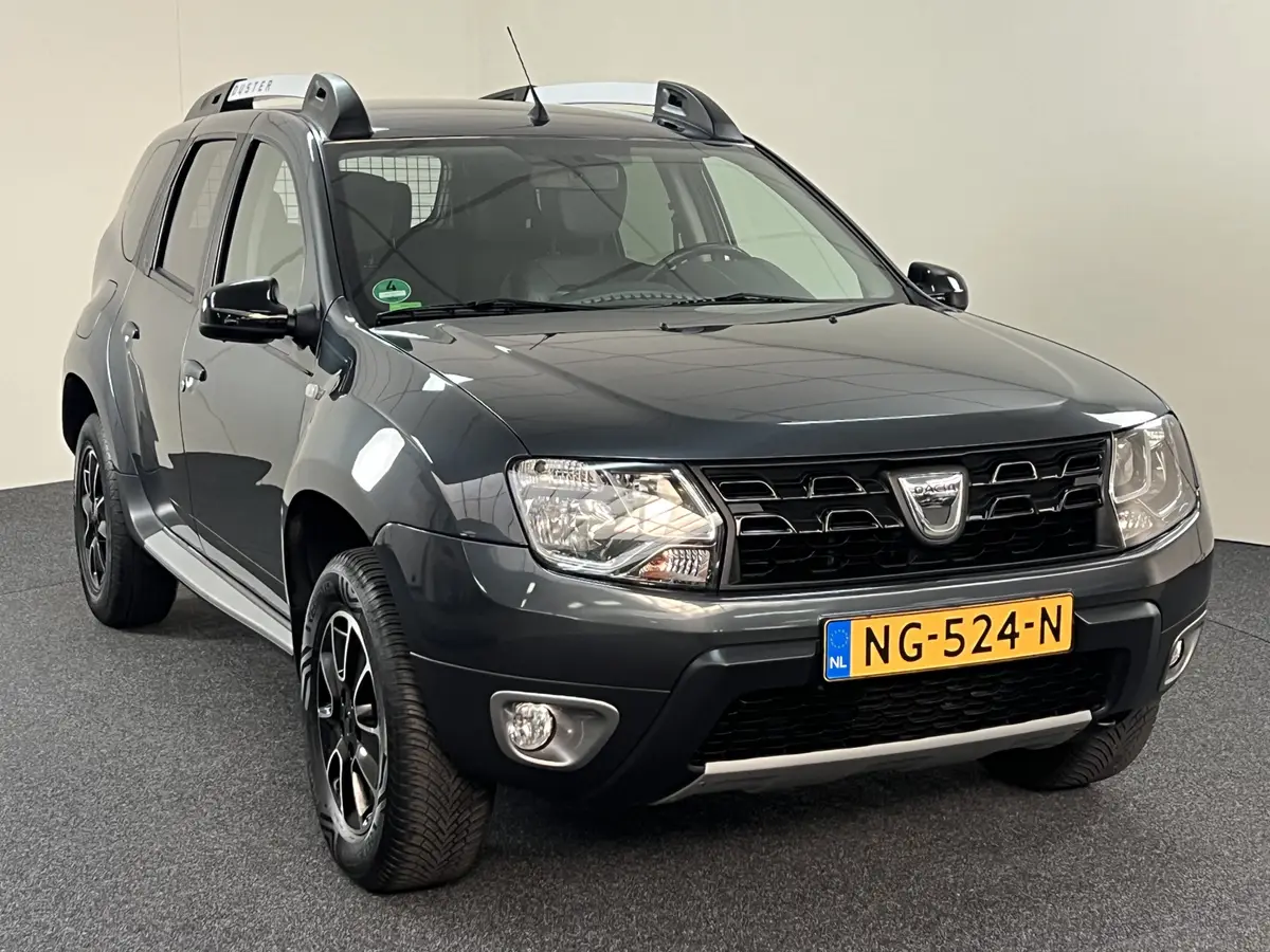 Dacia Duster 1.2 TCe 4x2 Blackshadow: foto 2