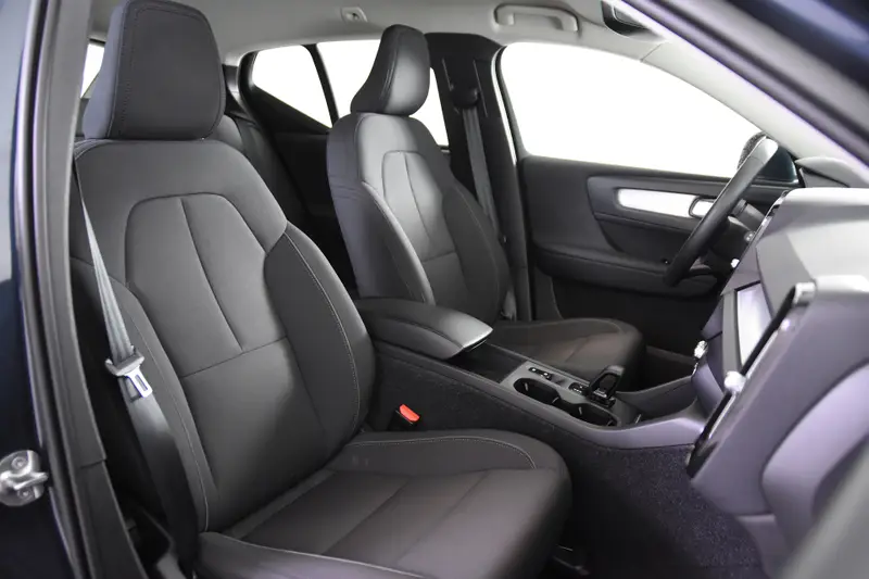 Volvo XC40 1.5 T4 Plug-in hybrid Inscription *1ste Eigenaar*Navigatie*PDC* 2022 leasen bij DreamLease: foto 2