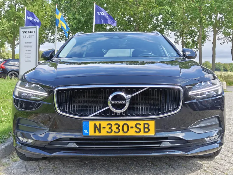 Volvo V90 191PK T4 Momentum 2018 leasen bij DreamLease: foto 2