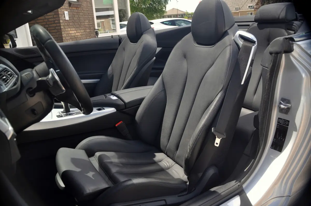 BMW 6 Serie Cabrio 650i High Executive: foto 2