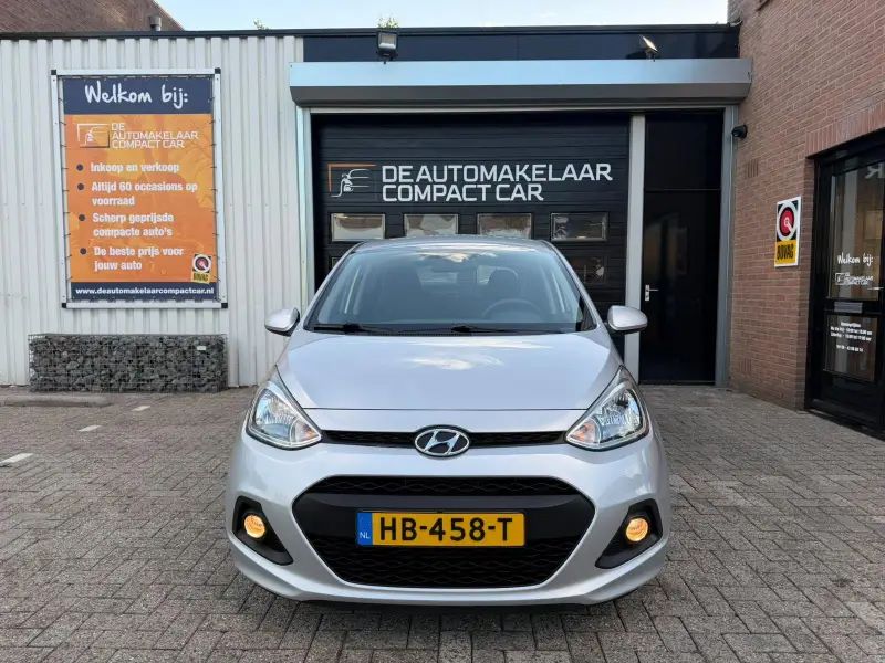 Hyundai i10 1.0i i-Motion Comfort 2015 leasen bij DreamLease: foto 2