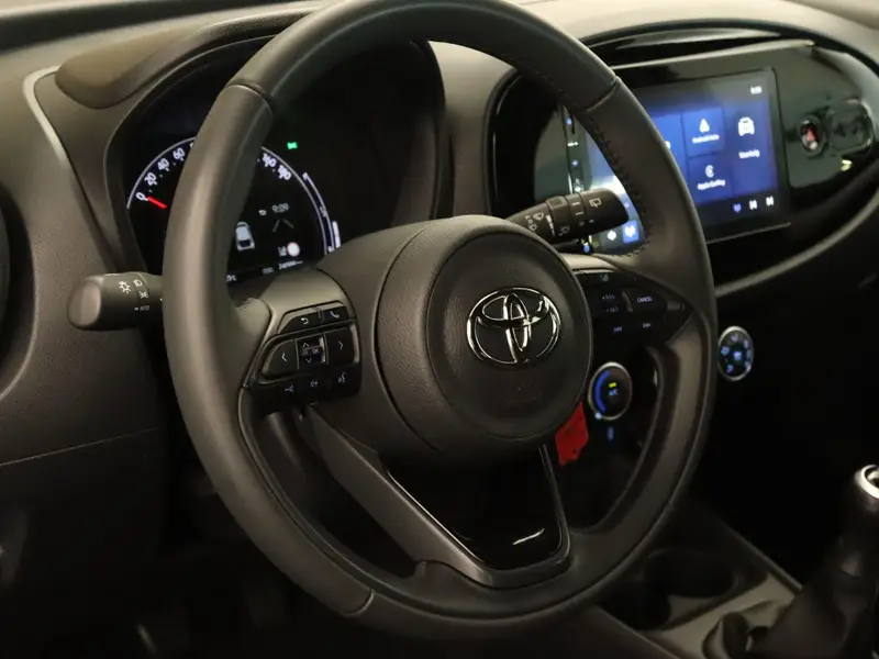 Toyota Aygo X 1.0 VVT-i MT Play 2024 leasen bij DreamLease: foto 2