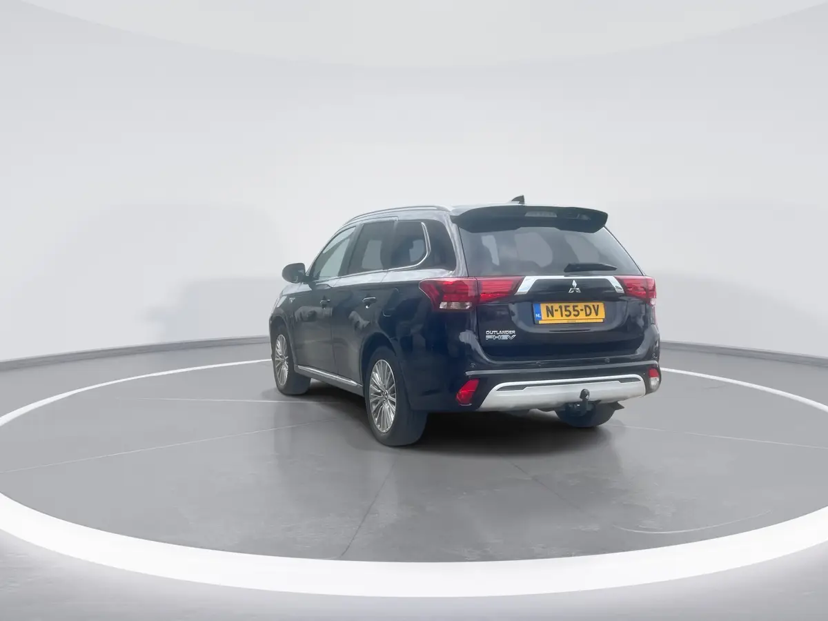 Mitsubishi Outlander 2.4 PHEV Intense: foto 2
