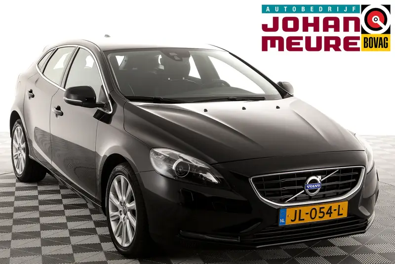 Volvo V40 2.0 T3 Momentum XENON-NAVI 2016 leasen bij DreamLease: foto 1