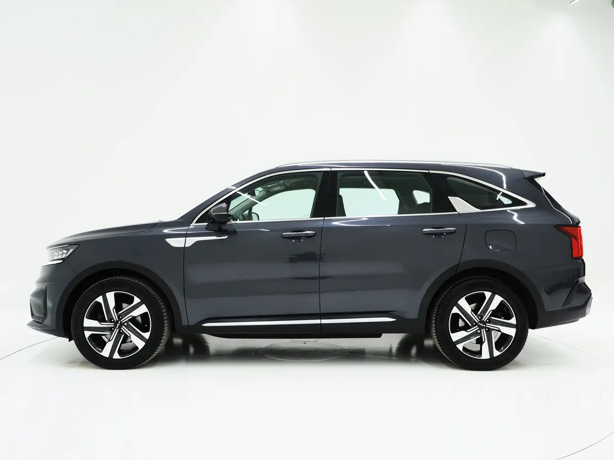 Kia Sorento 1.6 T-GDI Plug-in Hybrid 4WD: foto 2