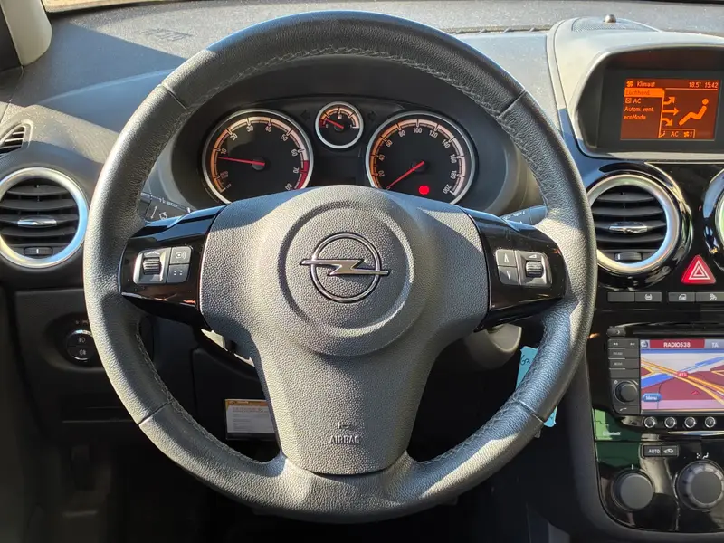 Opel Corsa 1.2-16V BlitZ|2e Eigenaar|Navigatie|CruiseControl|PDC|Airco|PDC|LM-Velgen|Elektr.ramen|NAP|Nieuwe APK| 2014 leasen bij DreamLease: foto 2