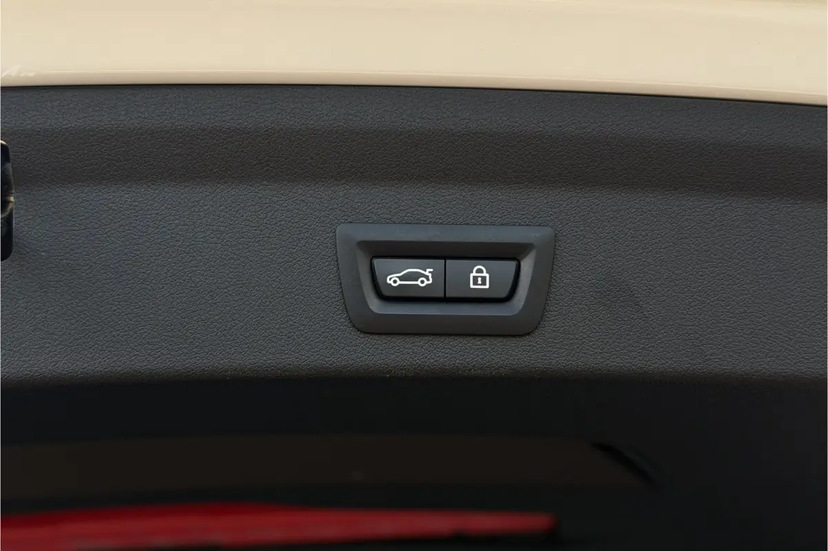 BMW 1 Serie 118i | Sportleder | Stoel + Stuurverwarming | Comfort Access | Live Cockpit Pro | Carplay: foto 49