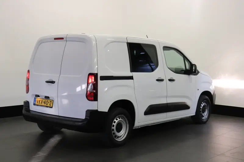 Peugeot Partner 1.2 110PK Benzine 2021 leasen bij DreamLease: foto 2