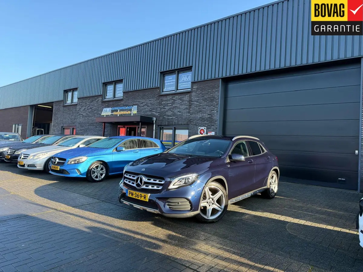 Mercedes-Benz GLA 180 Business Solution AMG: foto 1