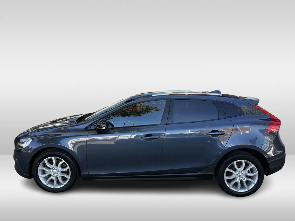 Volvo V40 Cross Country 1.5 T3 Polar+ Luxury: foto 2