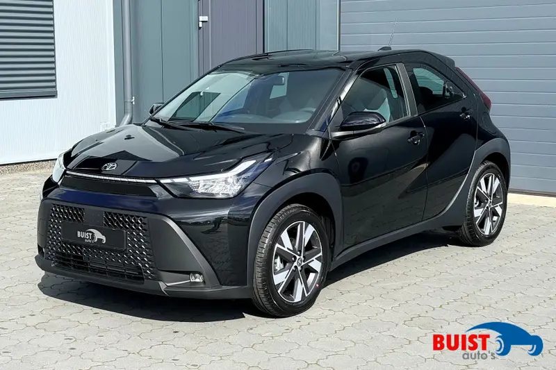 Toyota Aygo X Hybrid 115 pulse 2026 leasen bij DreamLease: foto 1