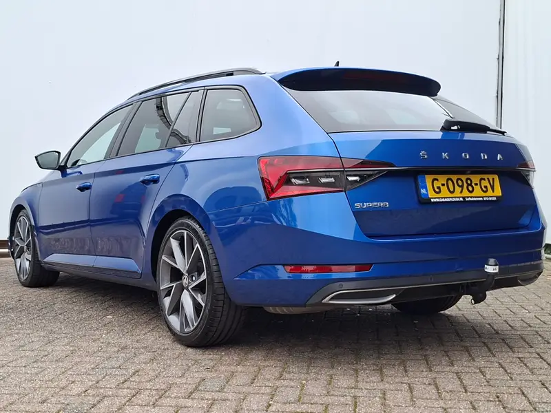 Škoda Superb Combi 1.5 TSI ACT Sportline Pano Trekhaak Canton Memory Alcantara Adap.Cruise VOL! 2019 leasen bij DreamLease: foto 2