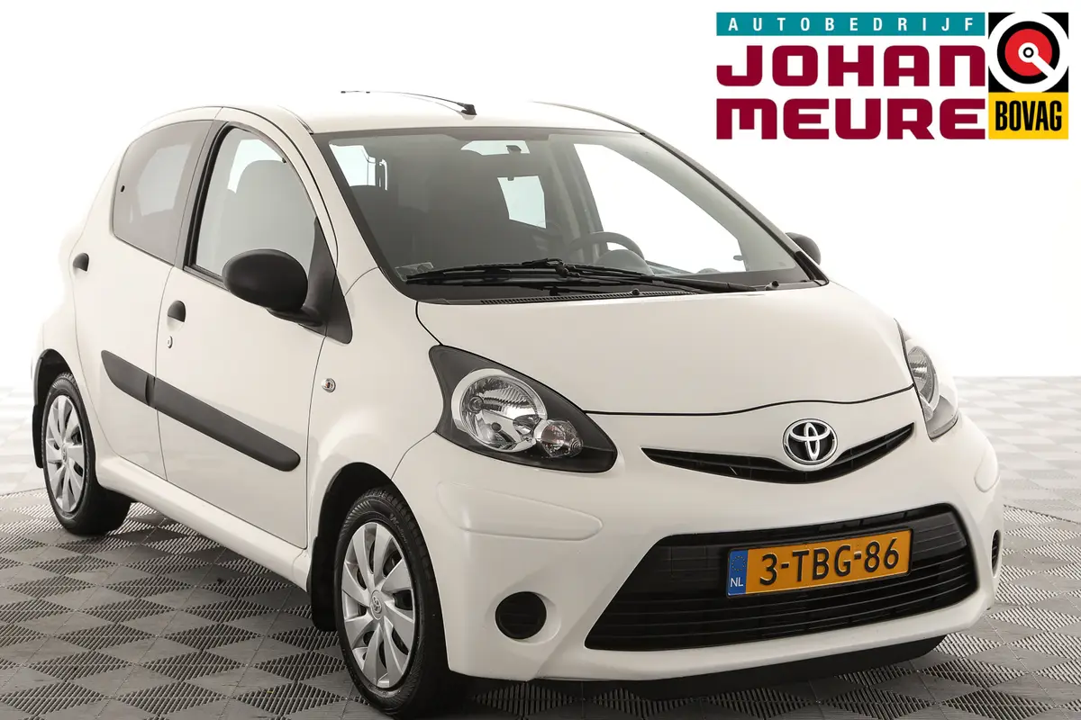 Toyota Aygo 1.0 VVT-I Now: foto 1