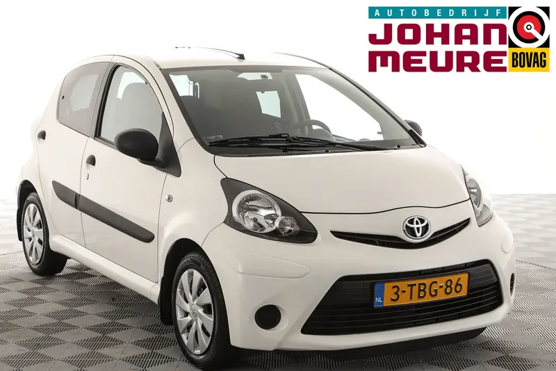 Toyota Aygo 1.0 VVT-I Now 2014 leasen bij DreamLease: foto 1