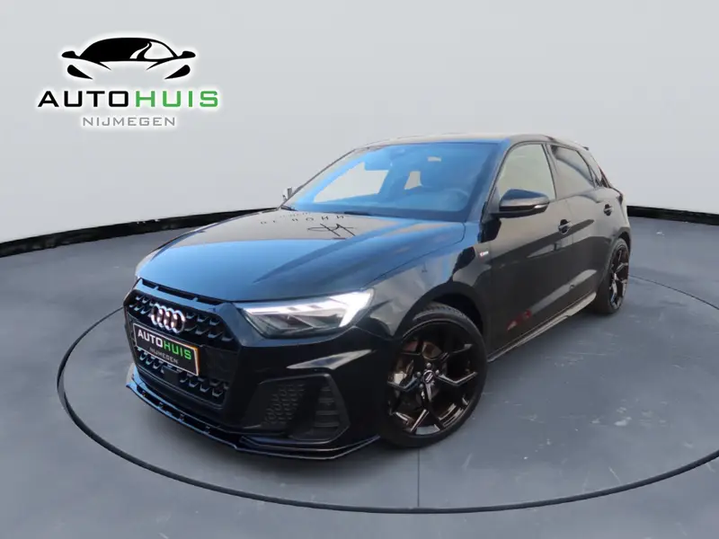 Audi A1 Sportback 30 TFSI S edition 18" Apple caplay half leder Camera Led 2026 leasen bij DreamLease: foto 1