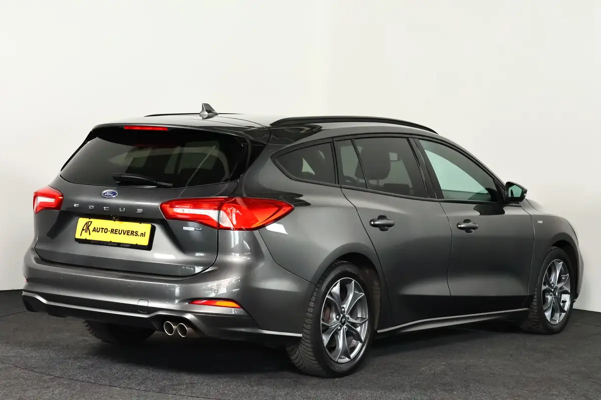 Ford Focus 1.0 EcoBoost Hybrid ST Line: foto 2