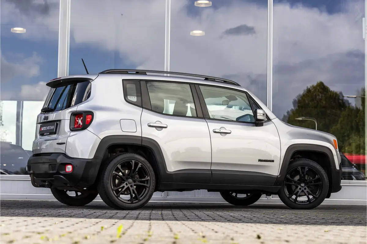 Jeep Renegade 1.4 MultiAir Longitude: foto 2