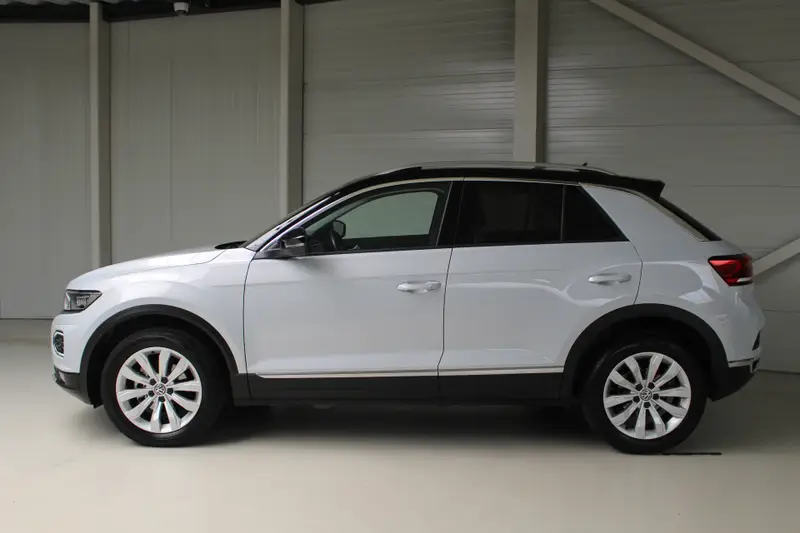 Volkswagen T-Roc 1.5 TSI Sport 2019 leasen bij DreamLease: foto 2