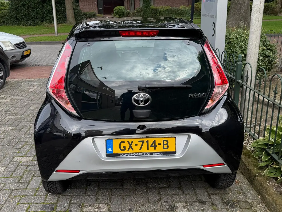 Toyota Aygo 1.0 VVT-i x-clusiv: foto 37