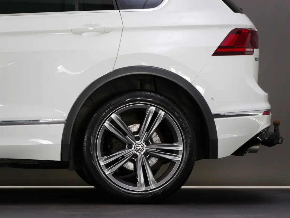 Volkswagen Tiguan 1.5 TSI ACT Highline Business R-Line (PANO, TREKHAAK, ADAPTIVE CRUISE, APPLE CARPLAY/ANDROID AUTO, 360 CAMERA): foto 96