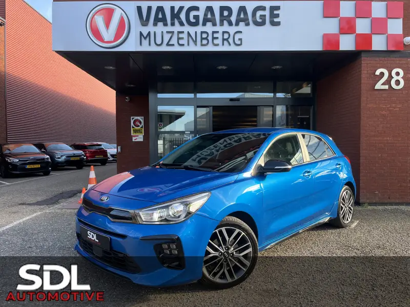 Kia Rio 1.0 TGDI GT-Line // DODEHOEK // KEYLESS // CAMERA+SENSOREN // NAVI // STUUR+STOELVERWARMING // 2021 leasen bij DreamLease: foto 1