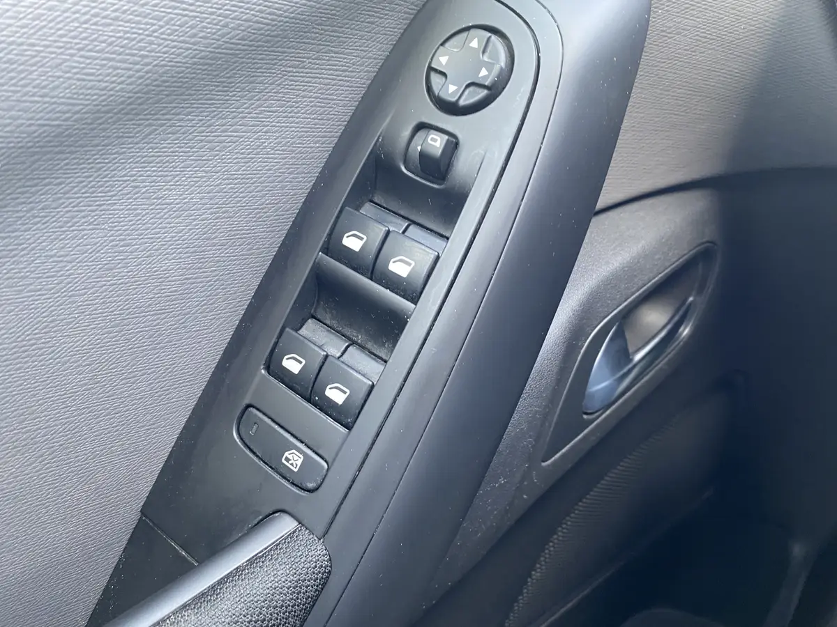 Citroën Grand C4 Picasso 1.2 PureTech Start: foto 22