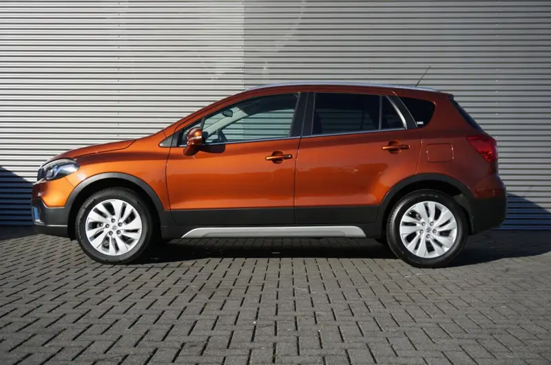 Suzuki S-Cross 129PK Boosterjet Select SmartHybrid | ALLSEASONS | AFN. TREKHAAK | CAMERA 2020 leasen bij DreamLease: foto 2