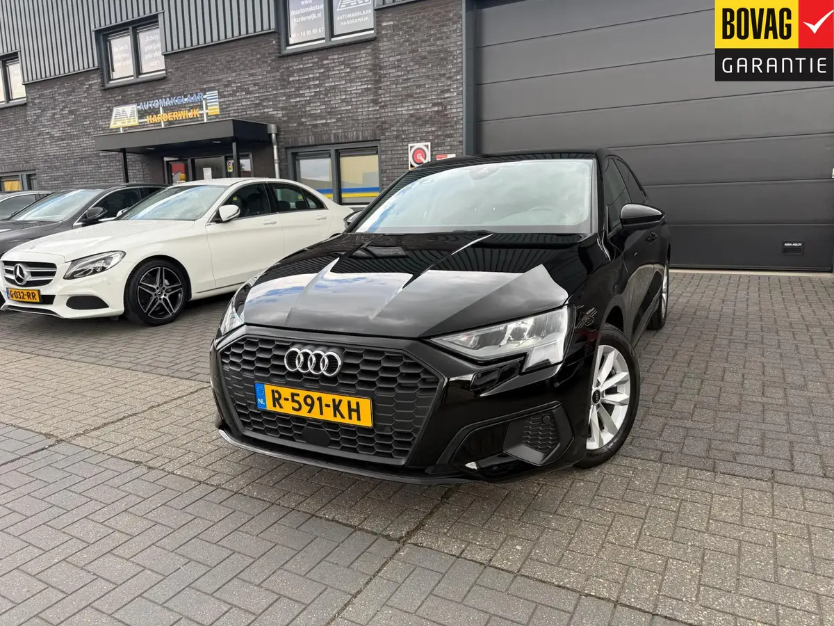 Audi A3 Limousine 30 TFSI Pro Line: foto 1