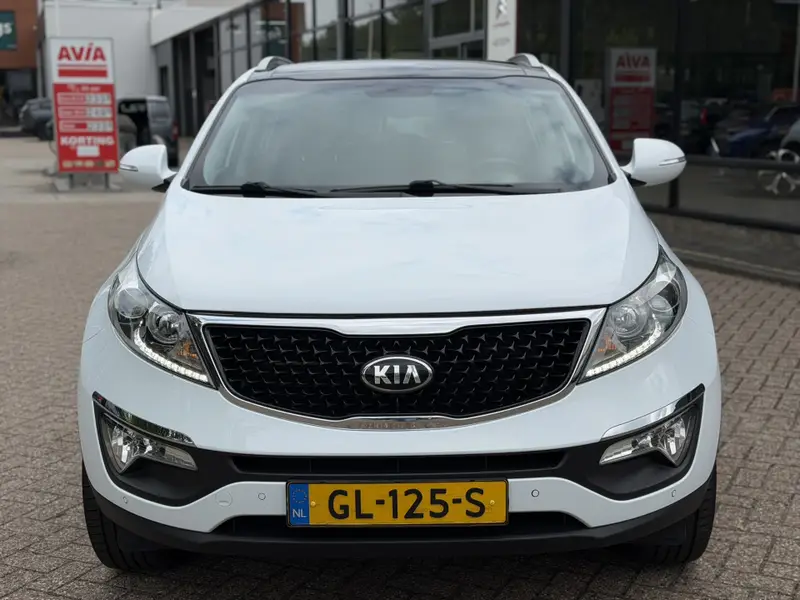 Kia Sportage 1.6 GDI DynamicPlusLine Trekhaak|PanoDak|Camera 2015 leasen bij DreamLease: foto 2