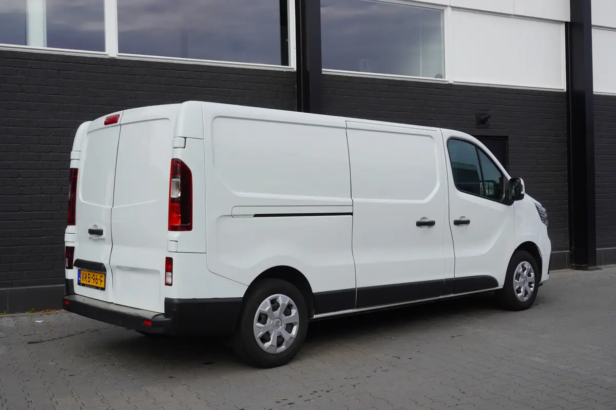 Renault Trafic 2.0 dCi 110PK L2 EURO 6: foto 2