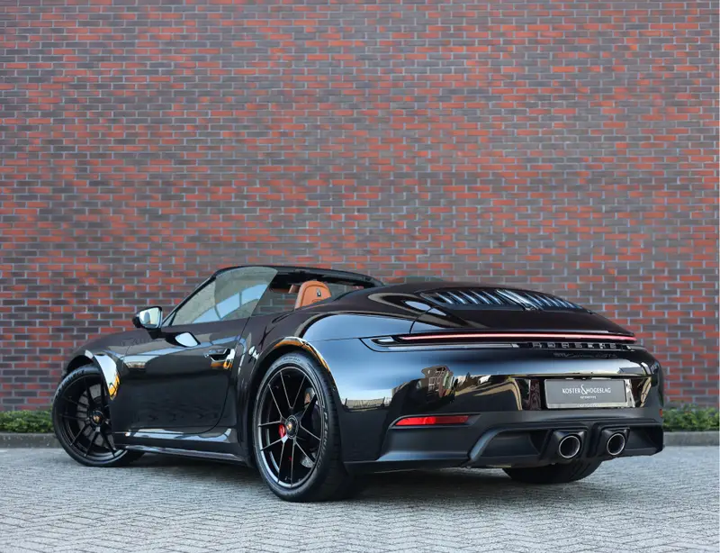 Porsche 911 Cabrio Carrera 4 GTS 2026 leasen bij DreamLease: foto 2