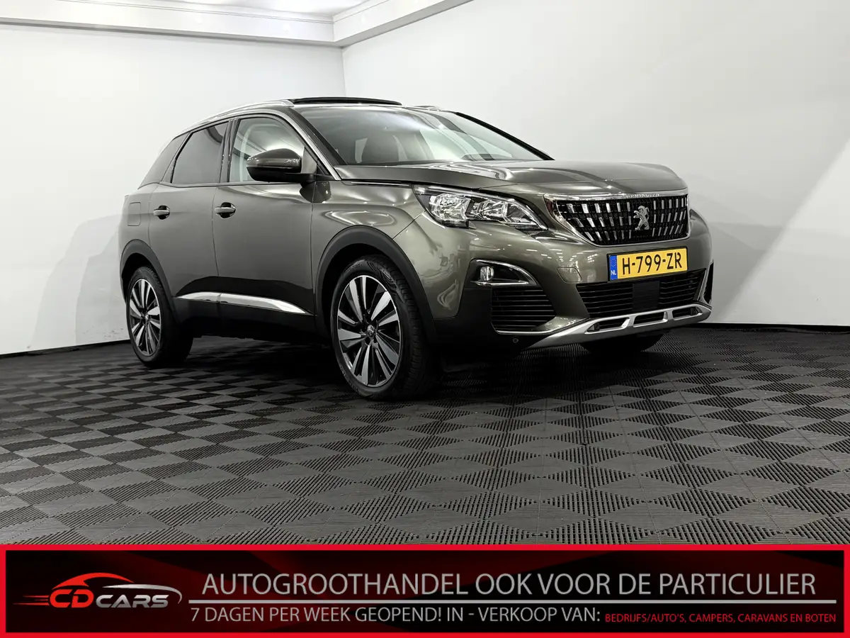 Peugeot 3008 1.2 PureTech Blue Lease Premium Avantage: foto 1