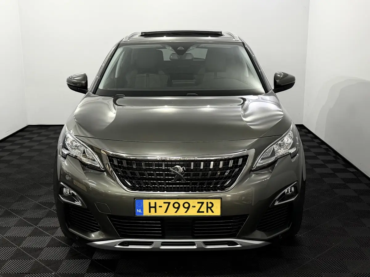 Peugeot 3008 1.2 PureTech Blue Lease Premium Avantage: foto 2
