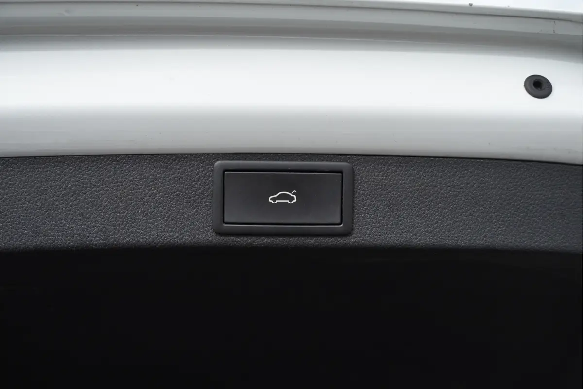 Škoda Octavia Combi 1.0 e-TSI Automaat! Business Edition BJ2023 Lmv 16" | Led V+A | Pdc | Keyless entry | Elek. trekhaak | Elek. achterklep | App-Connect | Navi | Virtual cockpit | Sfeerverlichting | Climate control | Cruise control | Verwarmd stuur/voorstoelen: foto 12