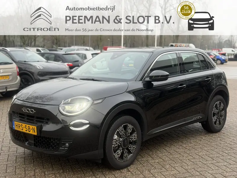 Fiat 600 Hybrid Urban Automaat|Carplay|Airco|Cruise 2025 leasen bij DreamLease: foto 1