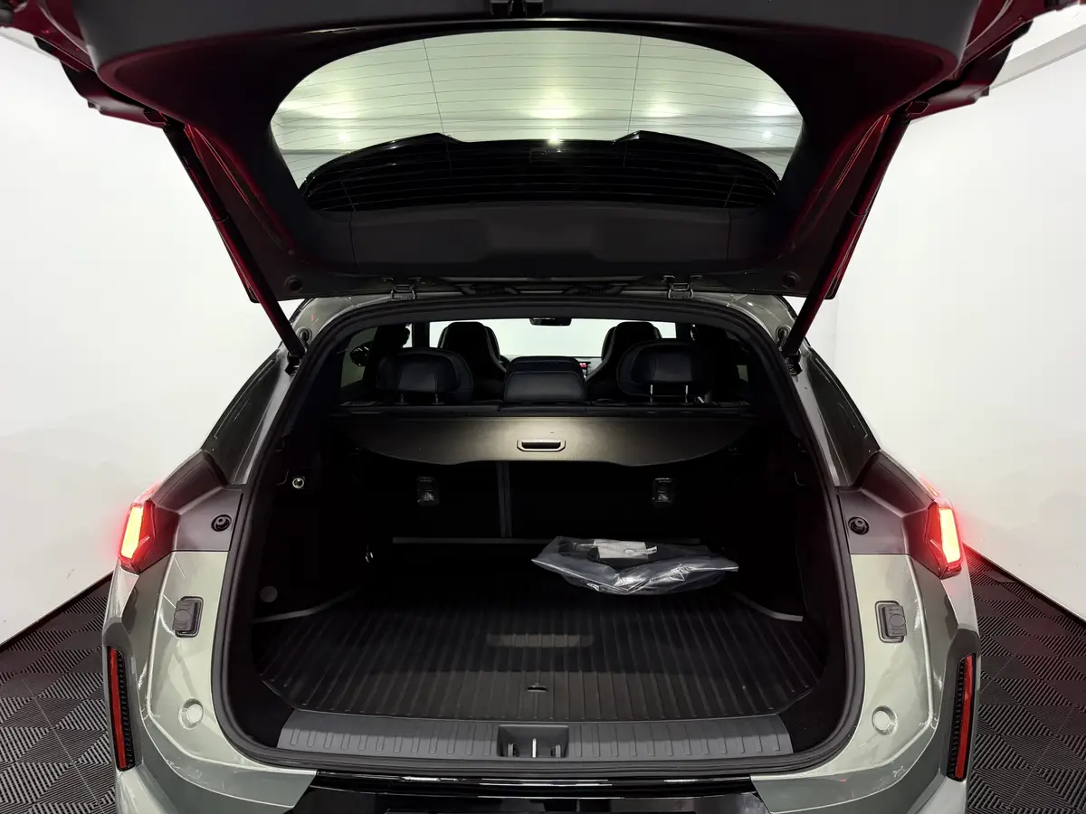 Lynk & Co 08 1.5 More Plug-in: foto 34