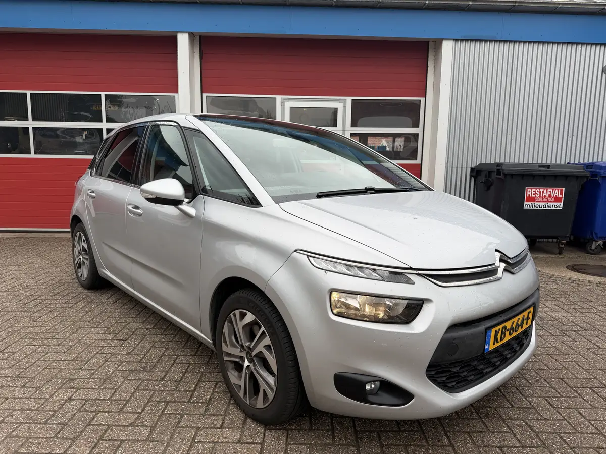 Citroën C4 Picasso 1.2 PureTech 131 PK | Selection | Zeer luxe: foto 1