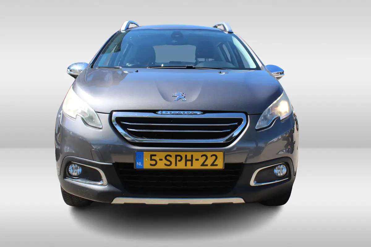 Peugeot 2008 1.2 VTi Allure Pack Premium Plus: foto 2