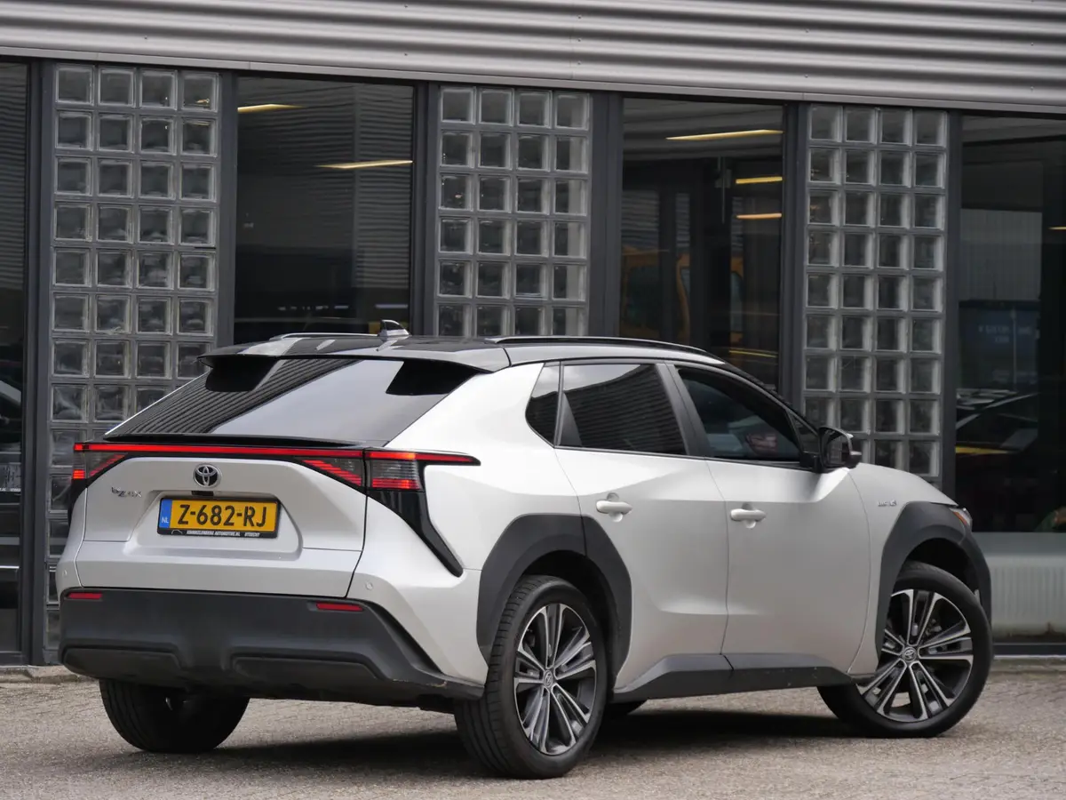 Toyota bZ4X 71kWh/ BI-TONE/ PANORAMADAK/ ELEKT. STOEL/: foto 2
