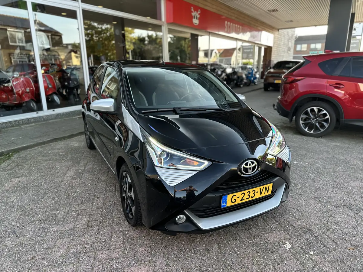 Toyota Aygo 1.0 VVT-i x-joy: foto 34