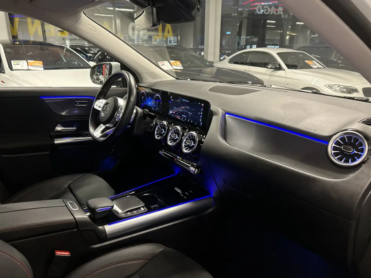 Mercedes-Benz GLA 250 e AMG Line | Adaptive cruise control | Sfeerverlichting | Lane assist | Dodehoeksdetectie | Apple carplay | Stoelverwarming | Lederen/Alcantara bekleding: foto 2