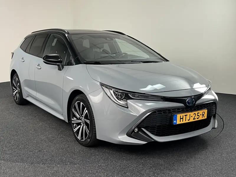 Toyota Corolla Touring Sports 1.8 Hybrid 122 PK Active Premium 2022 leasen bij DreamLease: foto 2