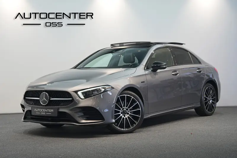 Mercedes-Benz A-Klasse 250 e AMG Limousine 2021 leasen bij DreamLease: foto 1