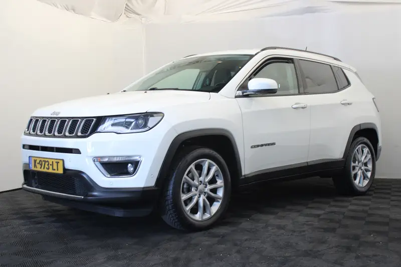 Jeep Compass 1.3T Limited 2021 leasen bij DreamLease: foto 1