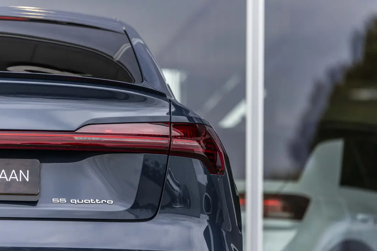 Audi e-tron Sportback 55 quattro S edition 95 kWh: foto 50