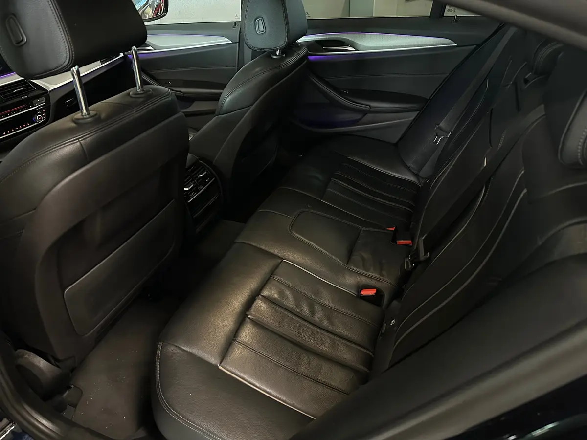 BMW 5 Serie 520d M Sport - Open dak - Ambi - HUD - Camera - Memory: foto 21