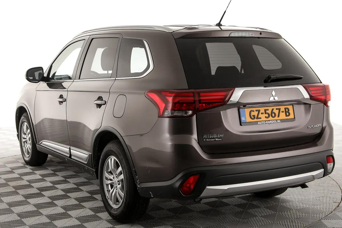 Mitsubishi Outlander 2.0 Business Edition Automaat: foto 2