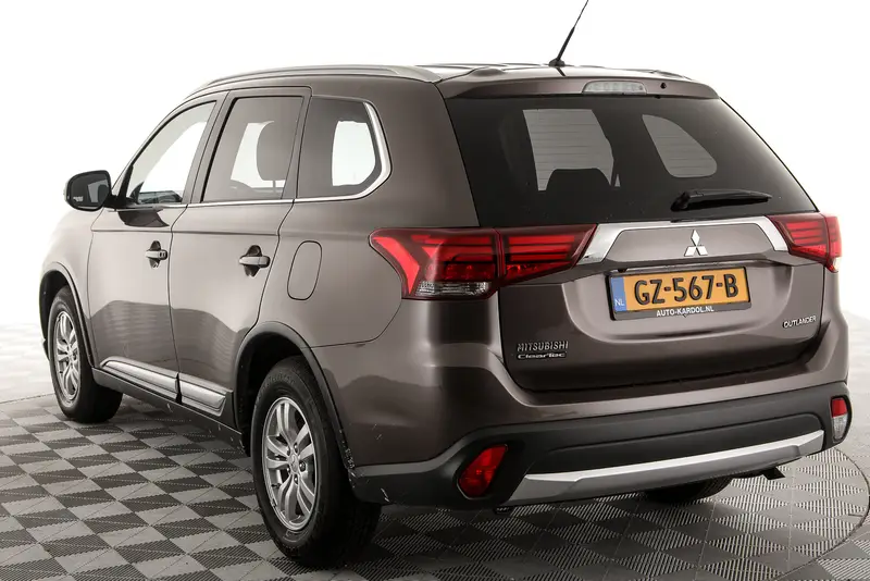 Mitsubishi Outlander 2.0 Business Edition Automaat 2015 leasen bij DreamLease: foto 2